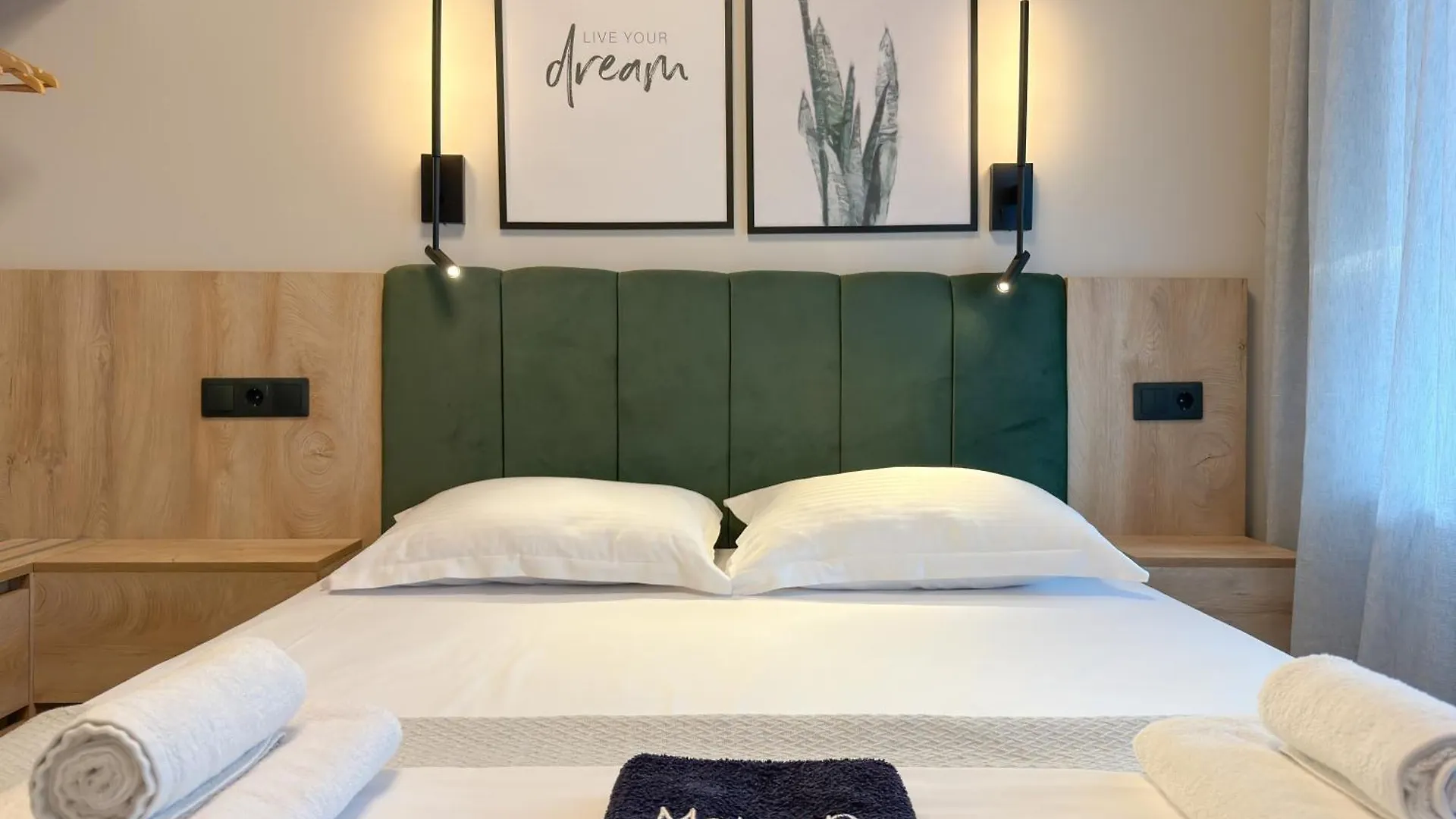 Two Entire Apartments Liv Luxury Central A-B Szaloniki