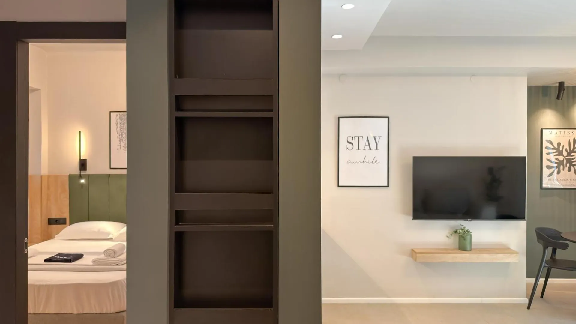 Two Entire Apartments Liv Luxury Central A-B 塞萨洛尼基