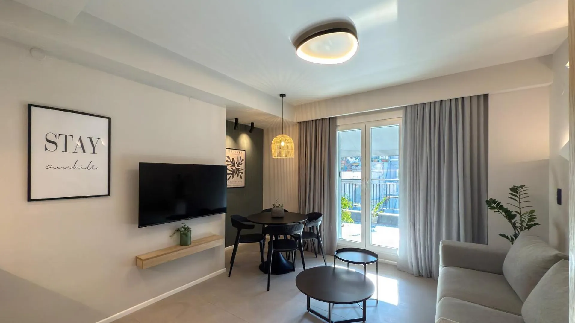 Two Entire Apartments Liv Luxury Central A-B 塞萨洛尼基